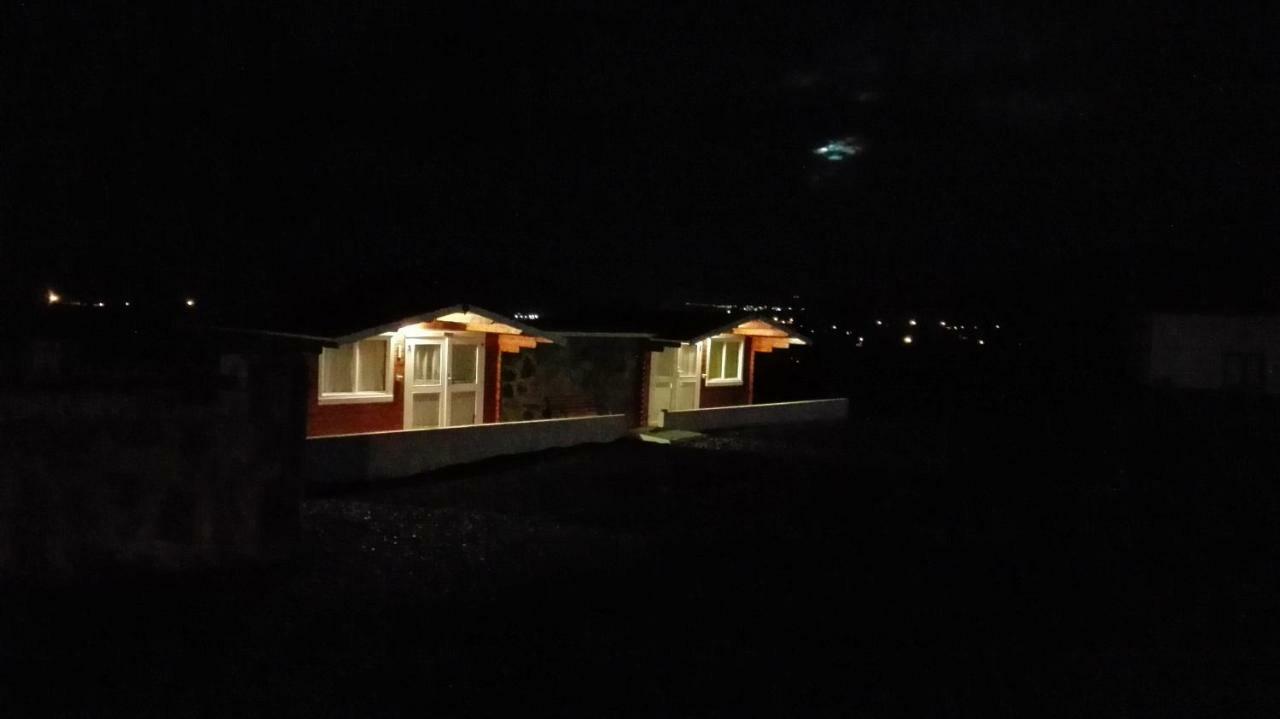 Cabanas Volcan Capellania Tinguaton المظهر الخارجي الصورة